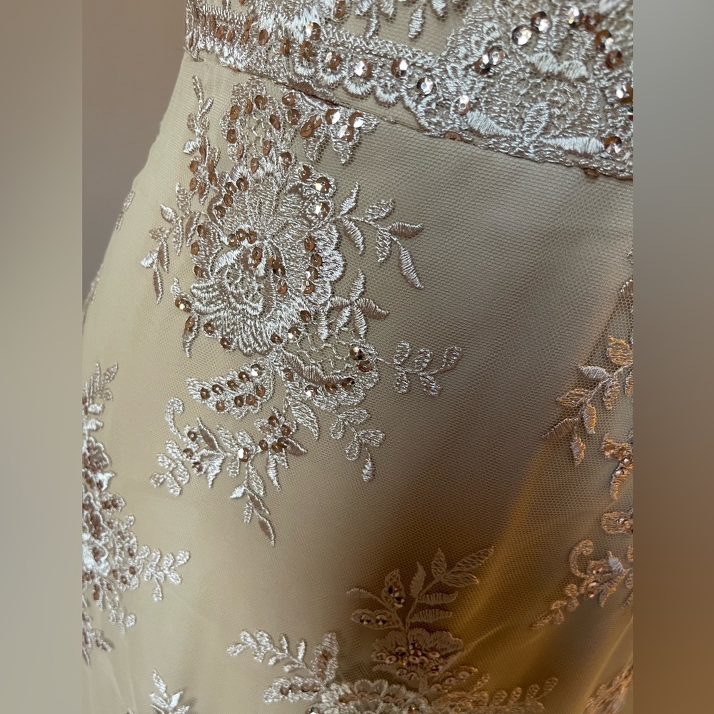 By:  Marchesa Notte   Formal Dress for a special occasion - Picture 8 of 17